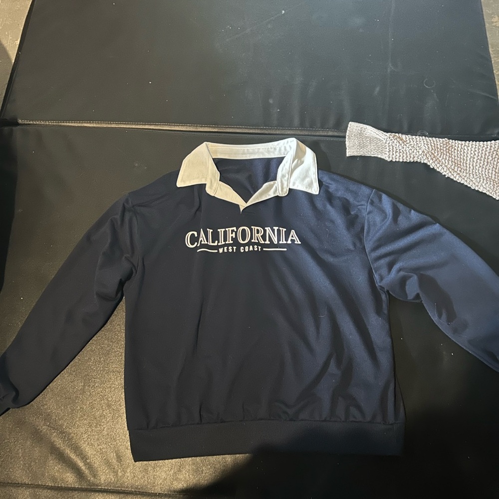 Women’s Size Small California West Coast Collared  Navy Sweater Preppy Girl